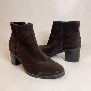 Vince Camuto Gaviren Brown Suede Ankle Boots Size 6